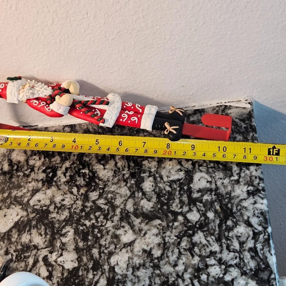 Over‎ The Door Clay Santa's Christmas Wreath Holder Metal Hanger